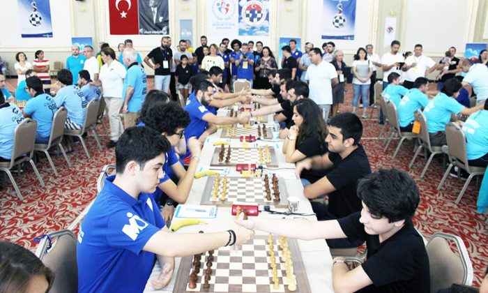 Süper Satranç Ligi’nde heyecan sürüyor