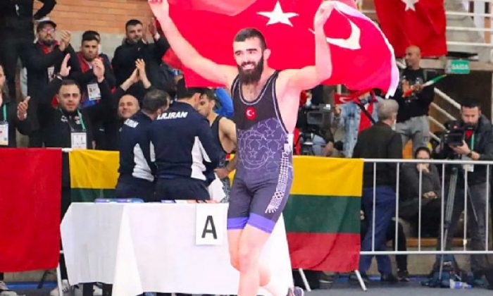 Mehmet Ali Yiğit’ten Altın Madalya