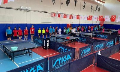 Hopa’da Nedim Cihan Masa Tenisi Turnuvası Düzenlendi