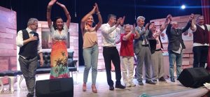 Bayrampaşa’da Tiyatro Dolu Bir Gece