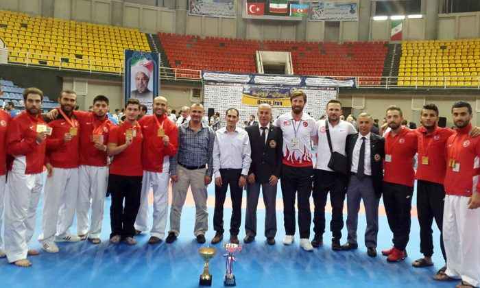 Karateciler İran’da yedi madalya kazandı