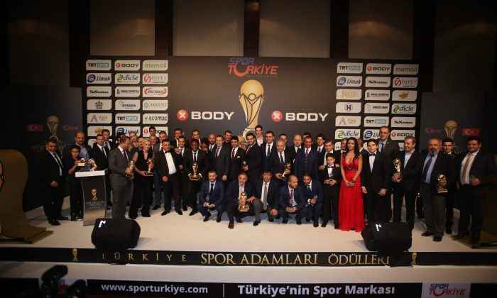 Türkiye spor adamları ödülleri sahiplerini buldu