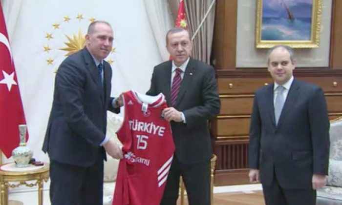 Cumhurbaşkanı Erdoğan, TBF Başkanı Erdenay’ı kabul etti