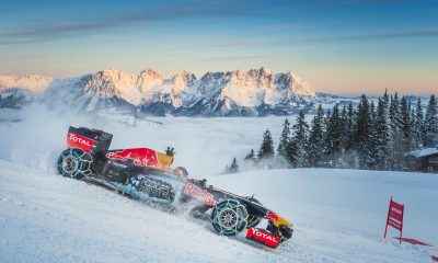 F1 aracı ile karda müthiş gösteri