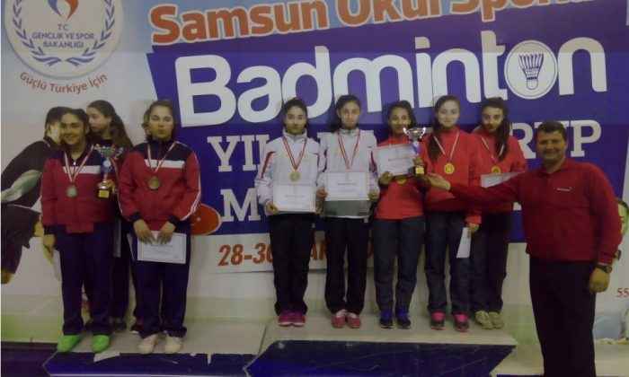 Badminton’da büyük başarı