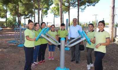 Antalya Büyükşehir okula spor alanı yaptı