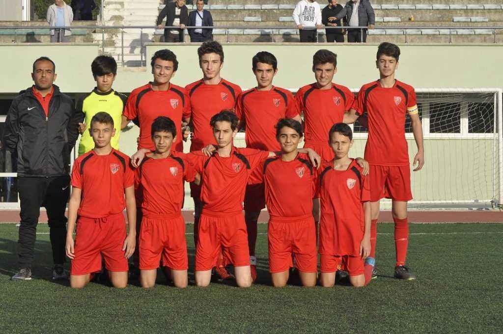 Mini derbi Küçükçekmece İdman Yurduspor’un