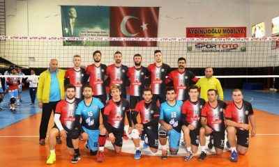 Arhavi Belediyesi GSK voleybol takımı,2’de 2 yaptı