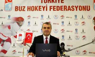 Bülent Akay: Buz hokeyi, kış sporlarının futboludur