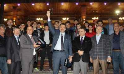 İstanbul Trabzonspor’dan gençlere şampiyonluk yemeği