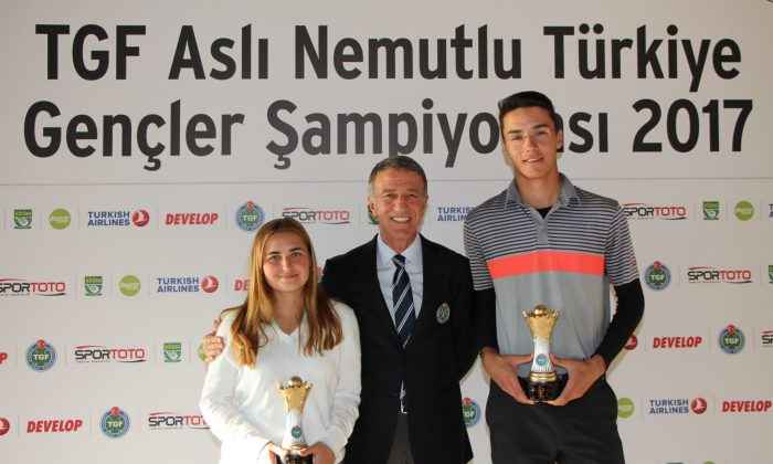 Samsun’da Kerem ve Serra Şampiyon oldu