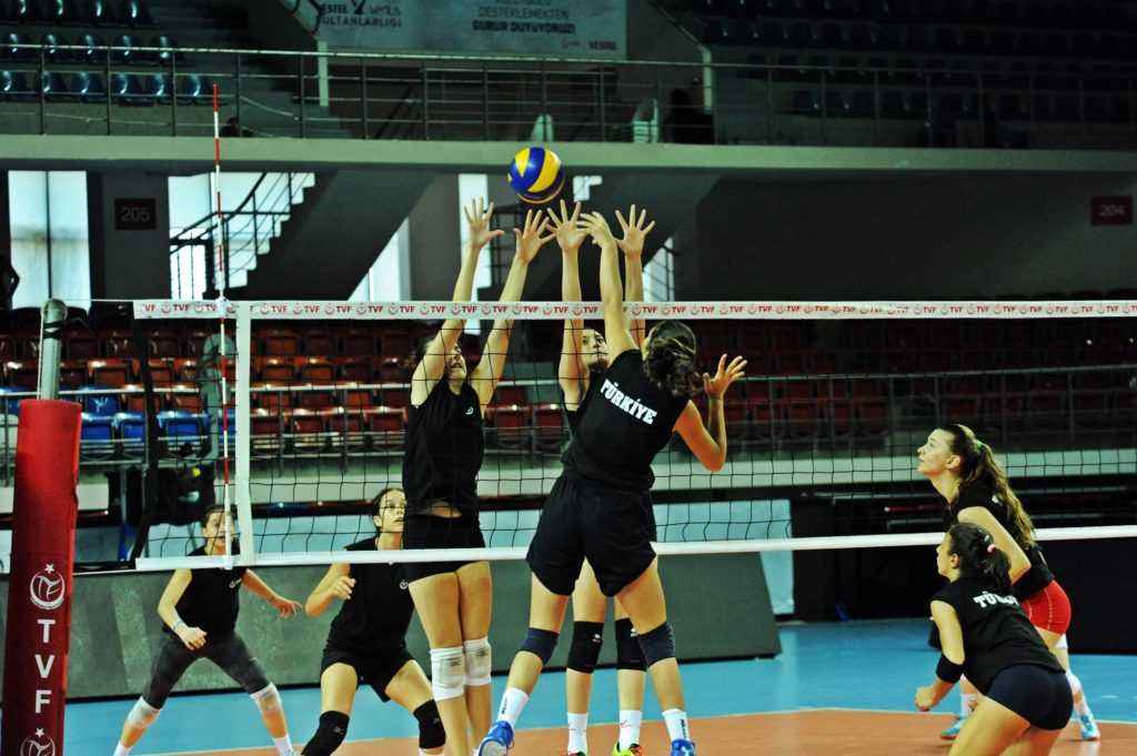 U16 Milli Takımımız, son hazırlıklarını yapıyor