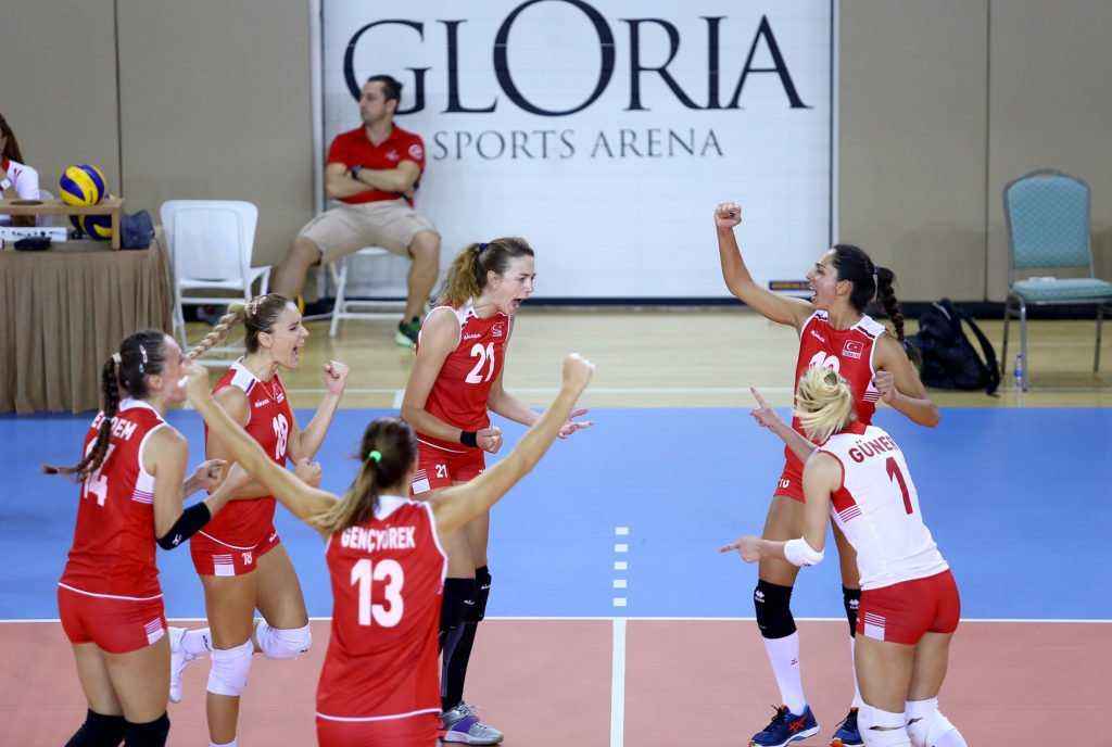 A Bayan Milli Takımımız Sırbistan karşısında 3-1 galip