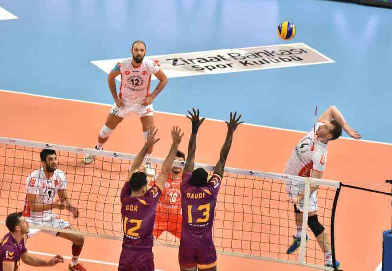 Ziraat Bankası 4’de 4 yaptı liderliğini korudu   