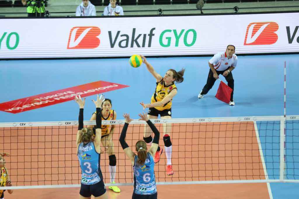 Vakıfbank turu geçi   