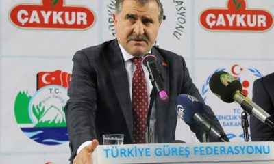 Bakan Bak: “Türk güreşi olimpiyatlarda üzerine düşen görevi yaptı”   