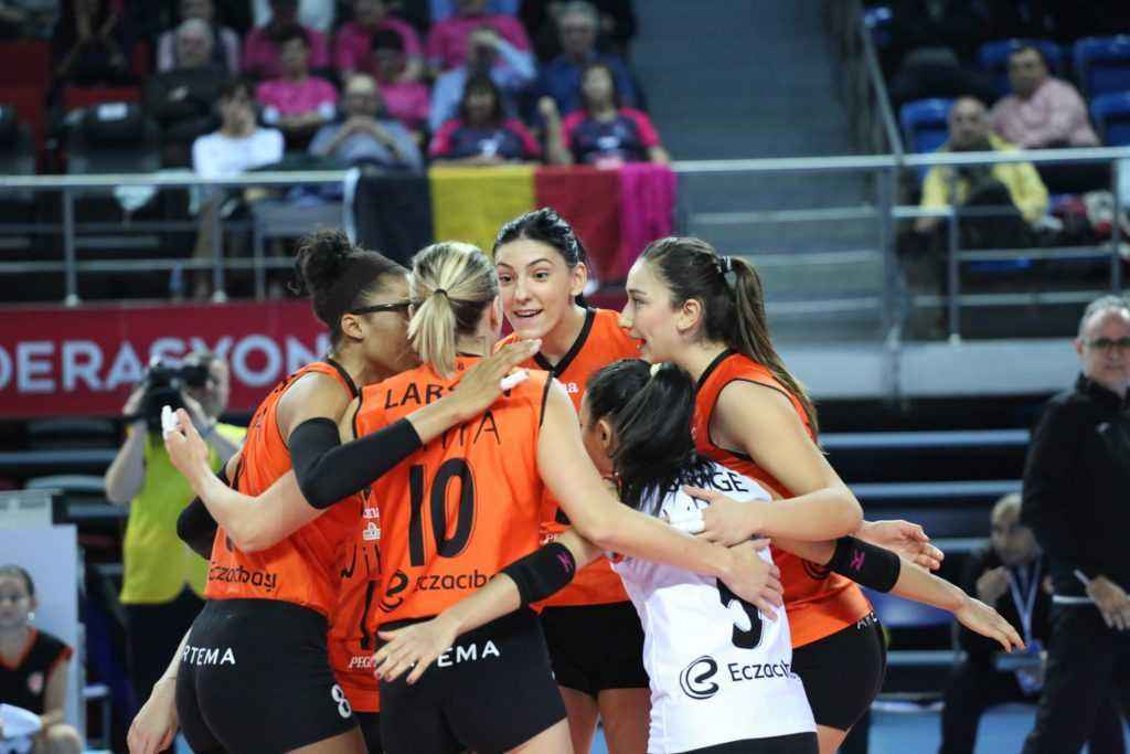 Eczacıbaşı VitrA, rahat turladı   