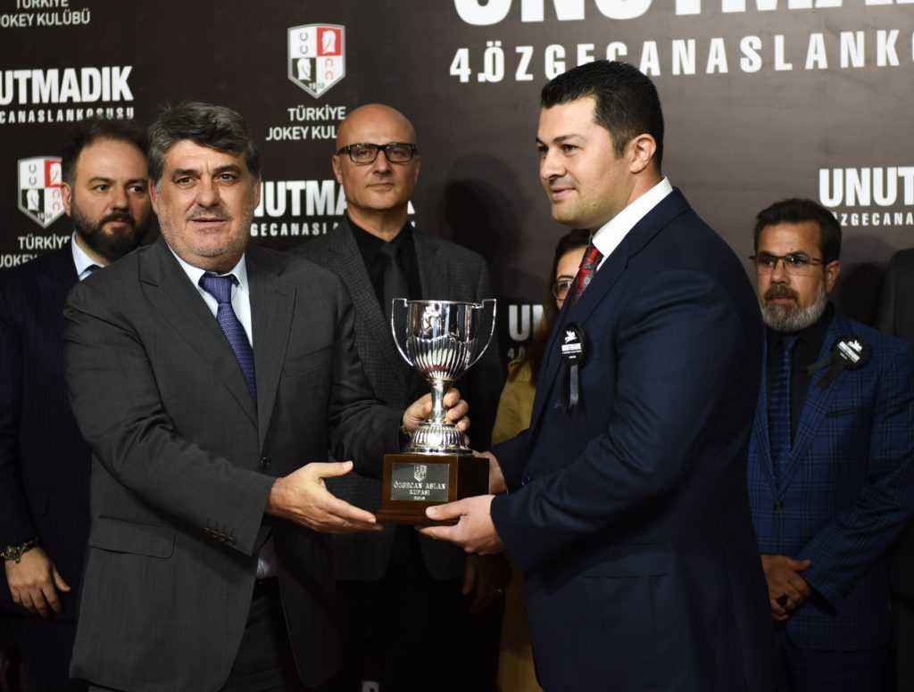 Özgecan Aslan Koşusu’nu PADRINO kazandı