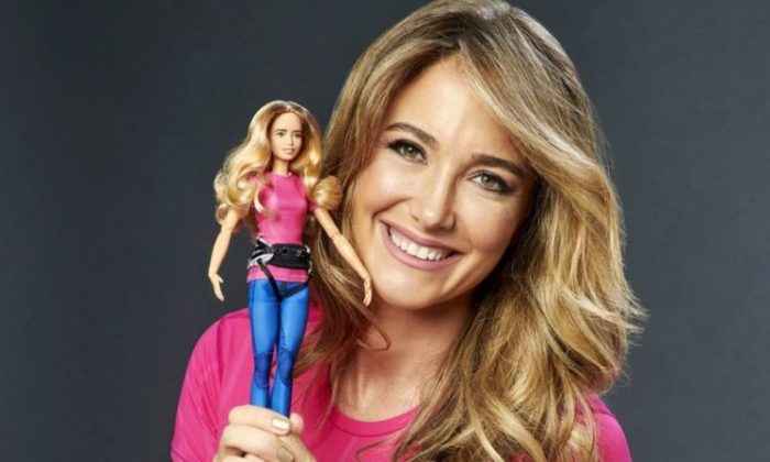 Çağla Kubat, Şampiyon Rüzgar Sörfçüsü olarak artık bir Barbie!