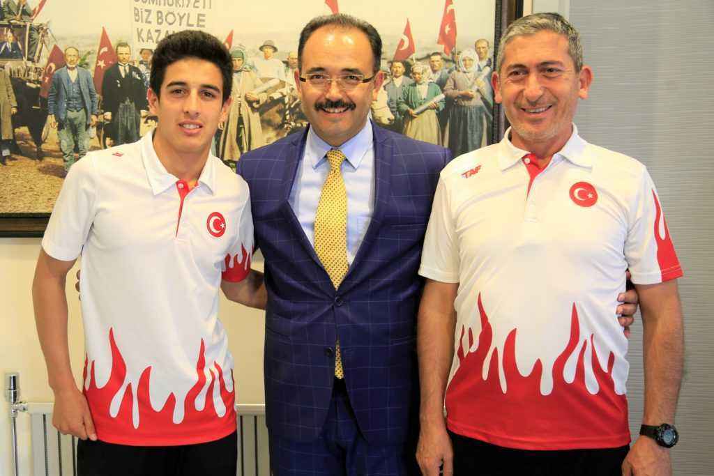 Uşaklı sporcu Dünya Şampiyonluğu getirdi