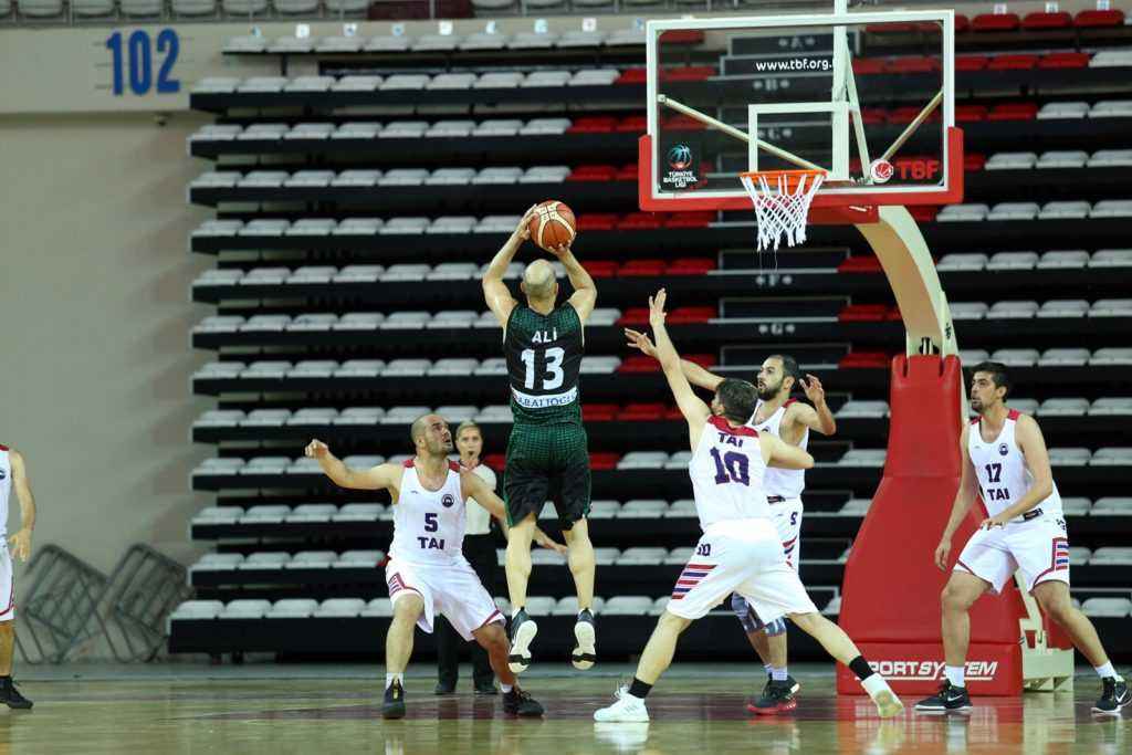 Antalya’da yarı finalistler belli oldu