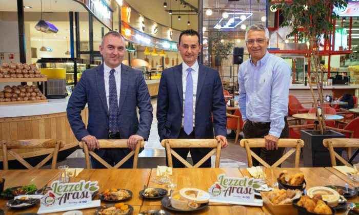 CarrefourSA, “Lezzet Arası” restoranlarını hizmete açtı