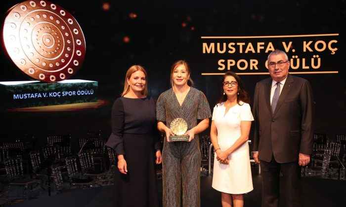 Mustafa V. Koç Spor Ödülü’nün sahibi Yasemin Adar oldu