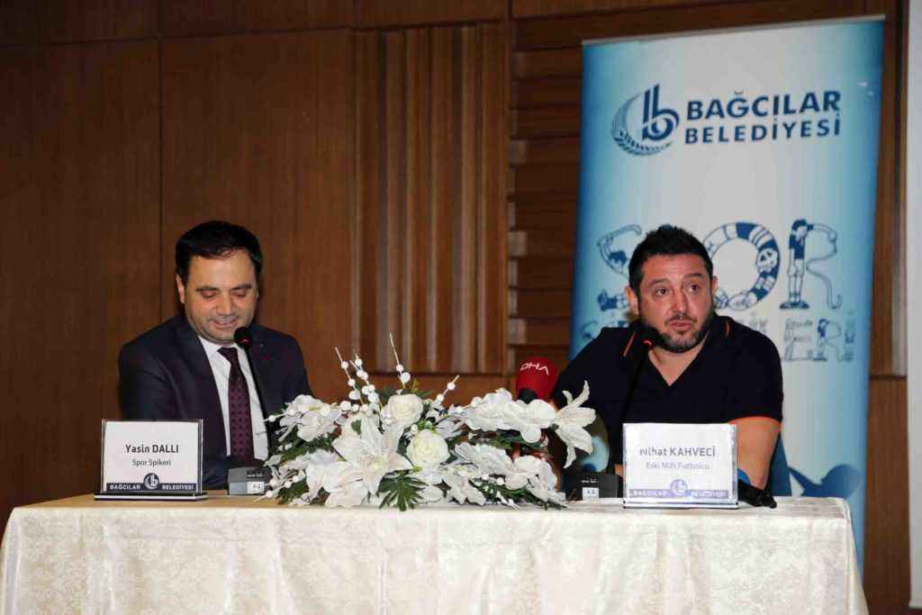 Nihat Kahveci Bağcılarlı gençlerle buluştu      
