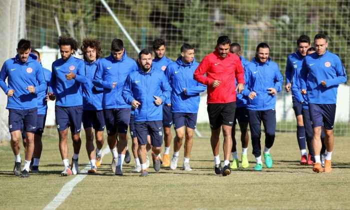 Antalyaspor’da hazırlıklar sürüyor   