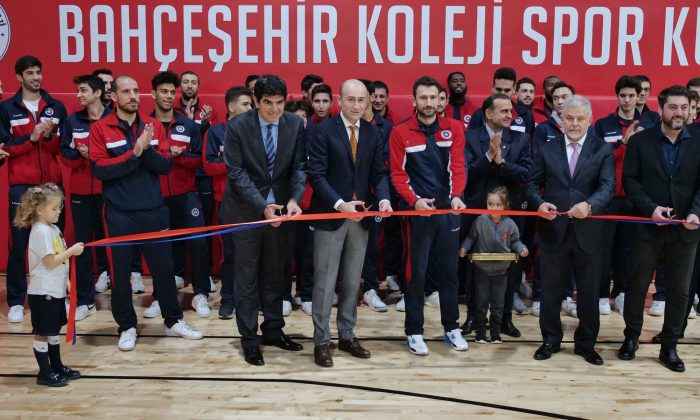 Bahçeşehir Koleji’nin yeni antrenman salonu açıldı   