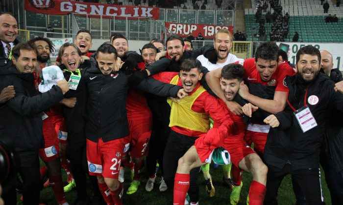 Antalyaspor gözünü zirveye dikti   