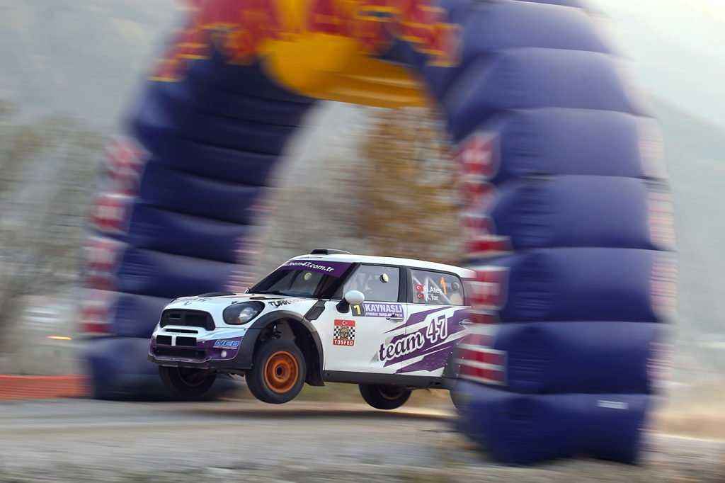 Rallikros Finali Körfez Pisti’nde