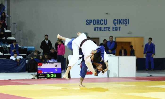 Türkiye Judo Şampiyonası Antalya’da başladı