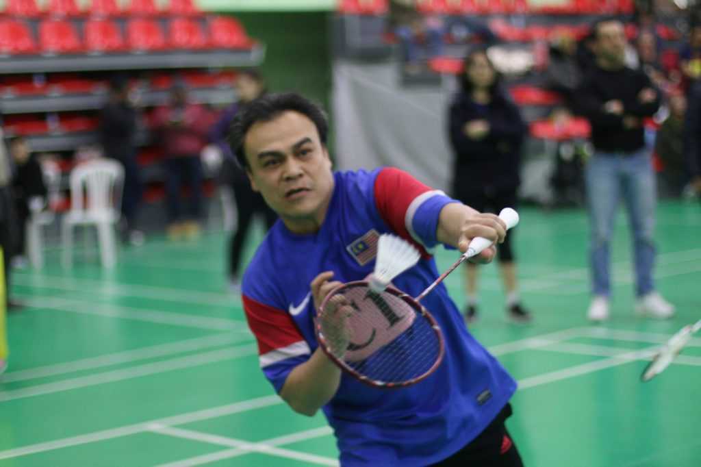 Büyükelçiler Badminton oynadı   