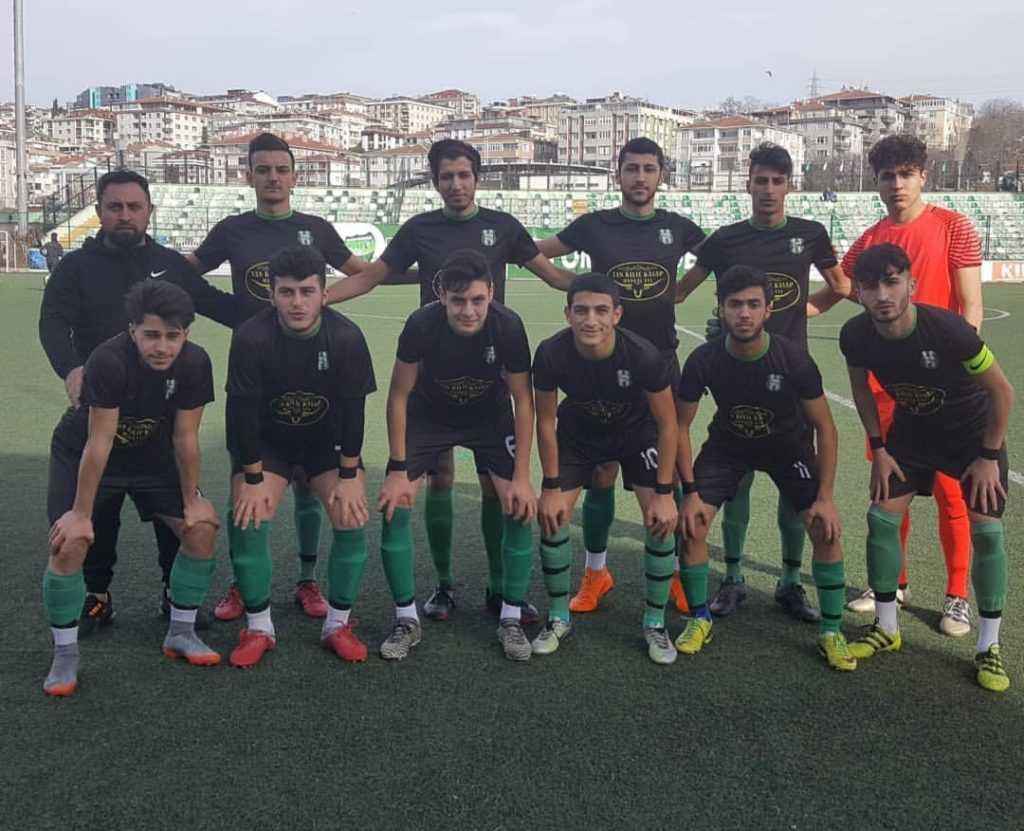 Küçükçekmece zirvedeki yerini koruyor   