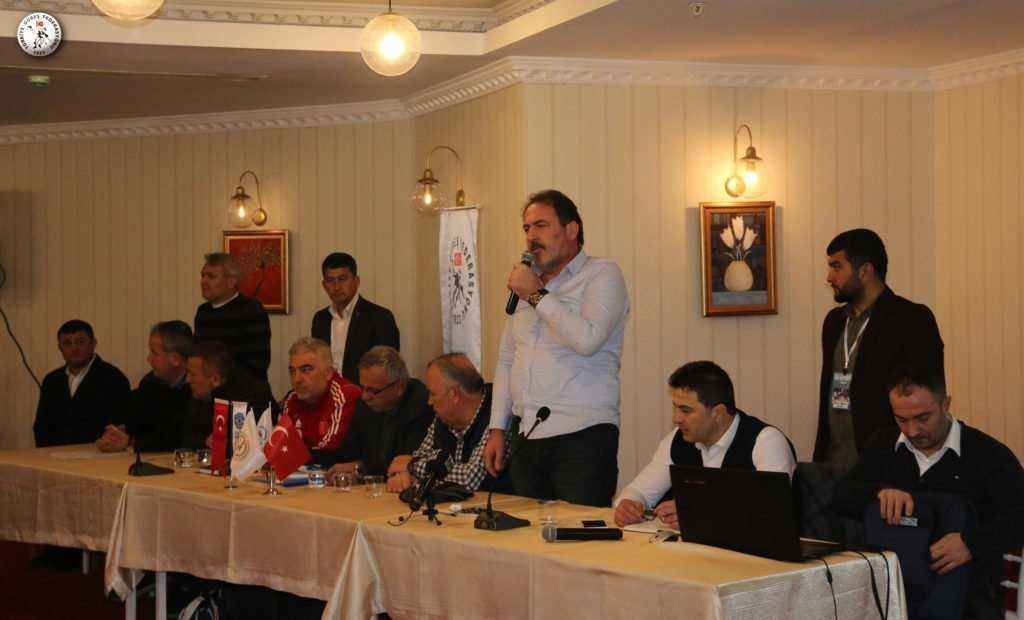 Yağlı güreş kurultayı Balıkesir’de başladı