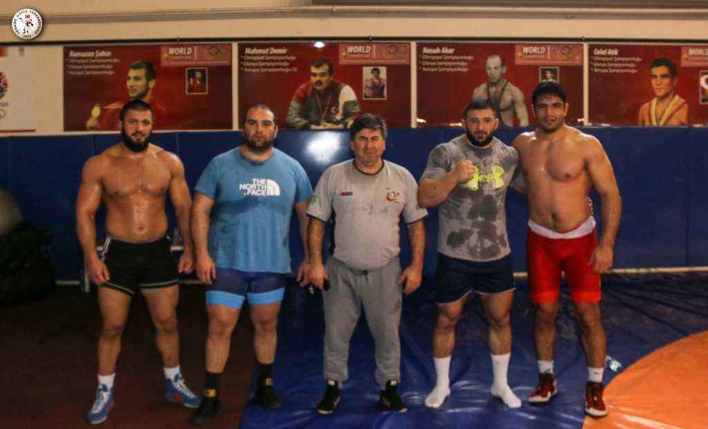 Taha Akgül’e “Gürcü” partner   