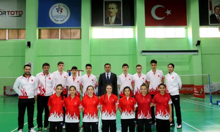 Badminton milli takımı Çekya yolcusu 