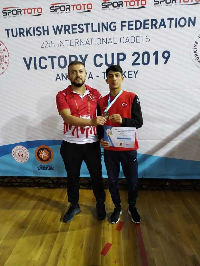 Kağıtsporlu Yusuf Avrupa yolcusu 