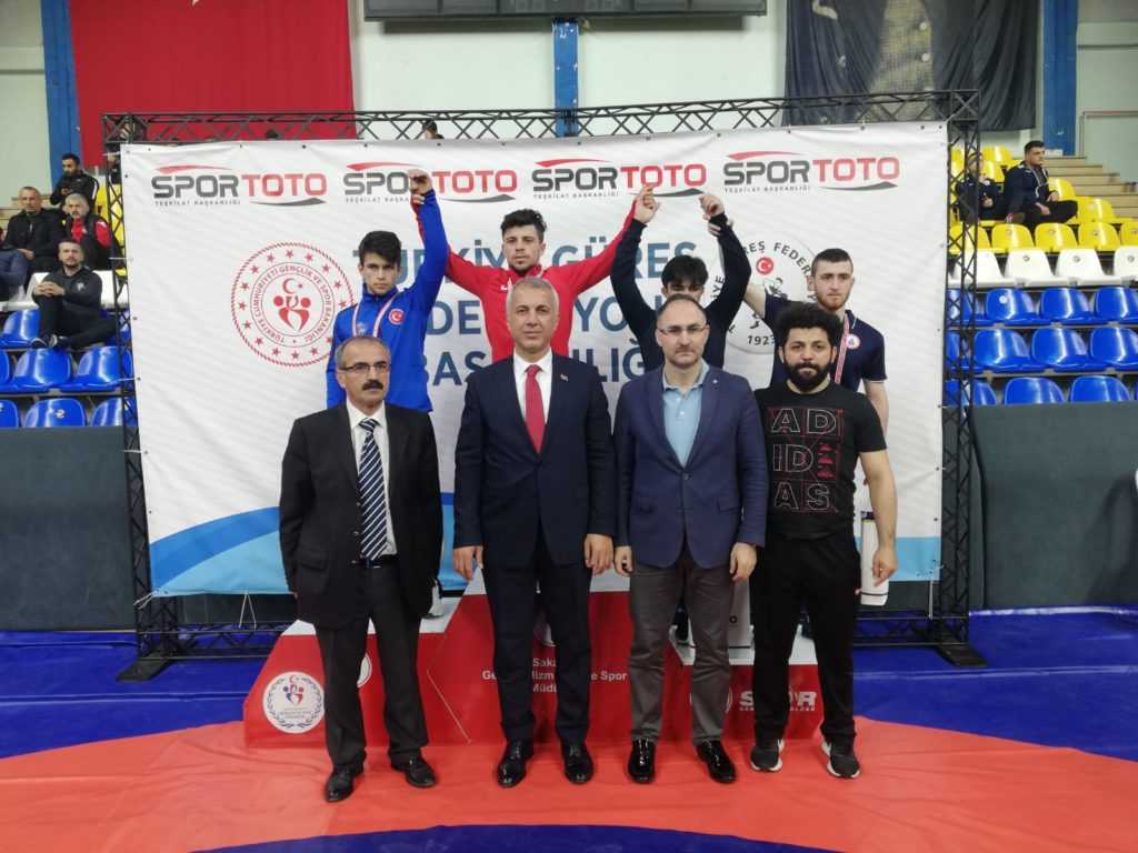 Sakarya güreşe doydu