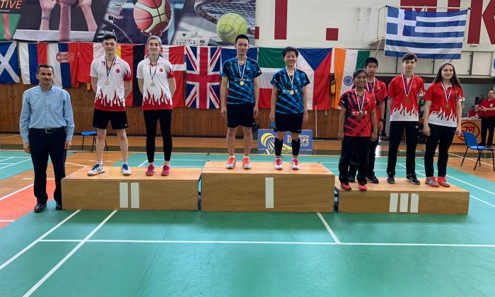 Genç Badmintonculardan 8 madalya 