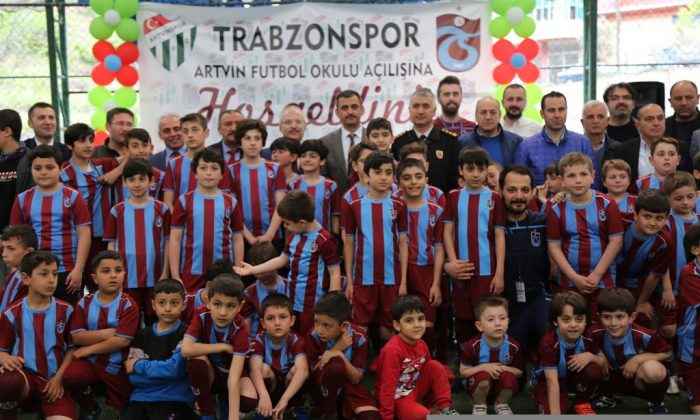 “Trabzonspor Artvin Futbol Okulu” açıldı 