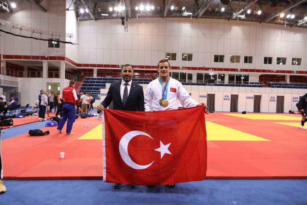 Mikail Özerler Avrupa Oyunları Şampiyonu   