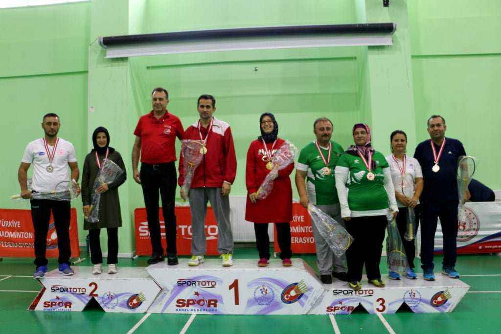 Badminton Federasyonu bir projeye daha imza attı   
