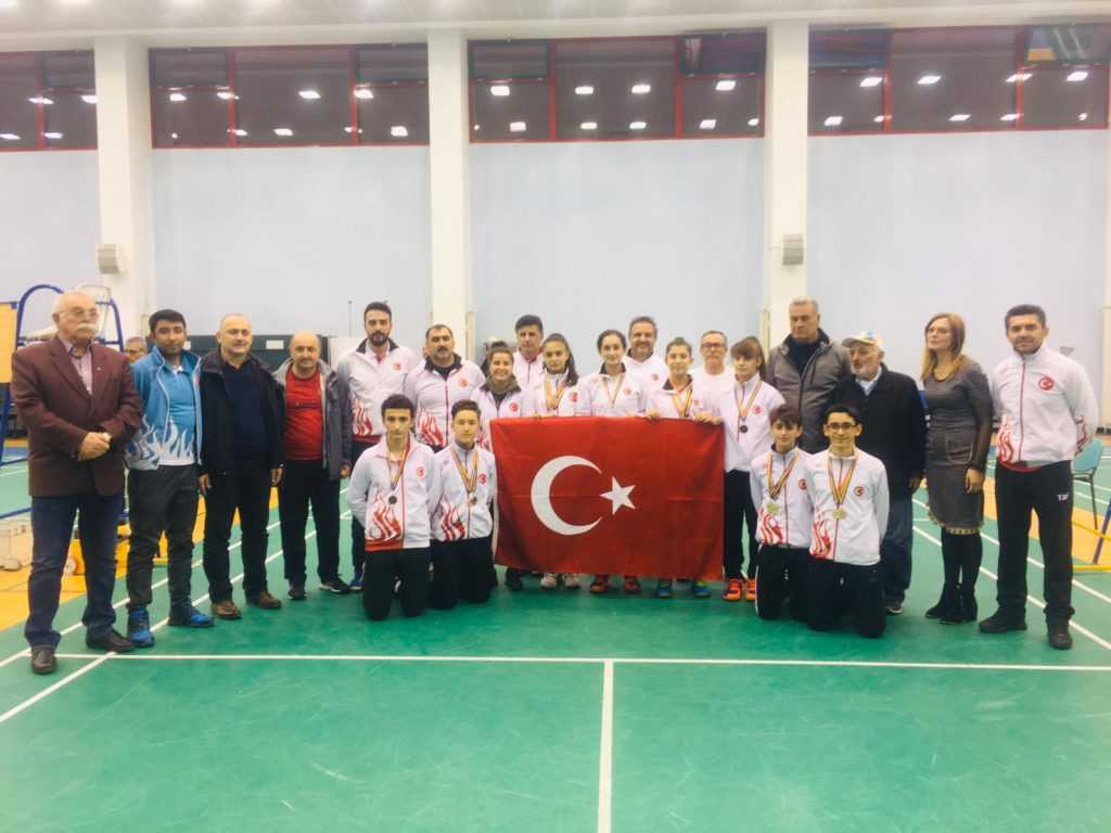 Badmintonda Balkanlardan 11 madalya