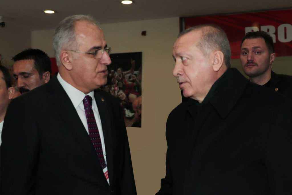 Cumhurbaşkanı Erdoğan, Filenin Sultanları’nı tebrik etti   