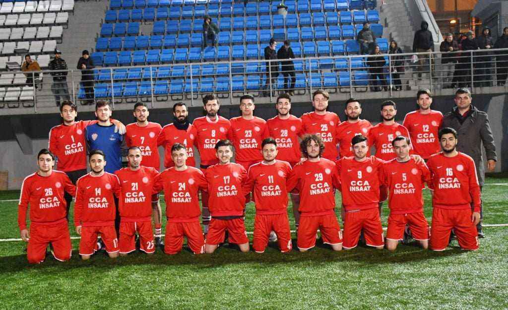 Sefaköyspor topbaşı yaptı!   
