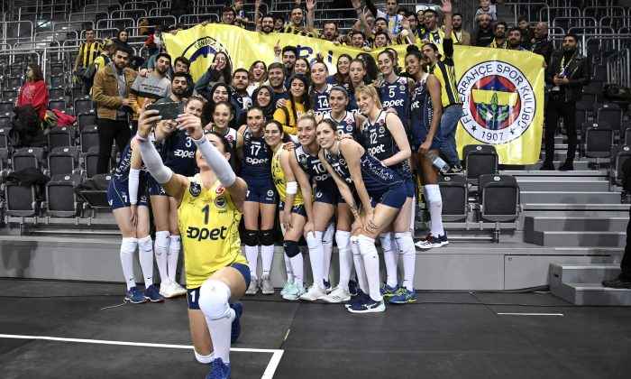 Fenerbahçe Opet, Polonya’dan galibiyetle dönüyor   