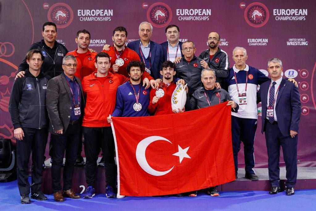 Avrupa Güreş Şampiyonası’nda milli takım üçüncü oldu   