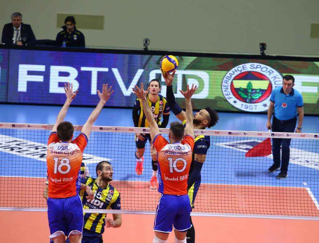Fenerbahçe, 20.Haftayı da lider tamamladı!   